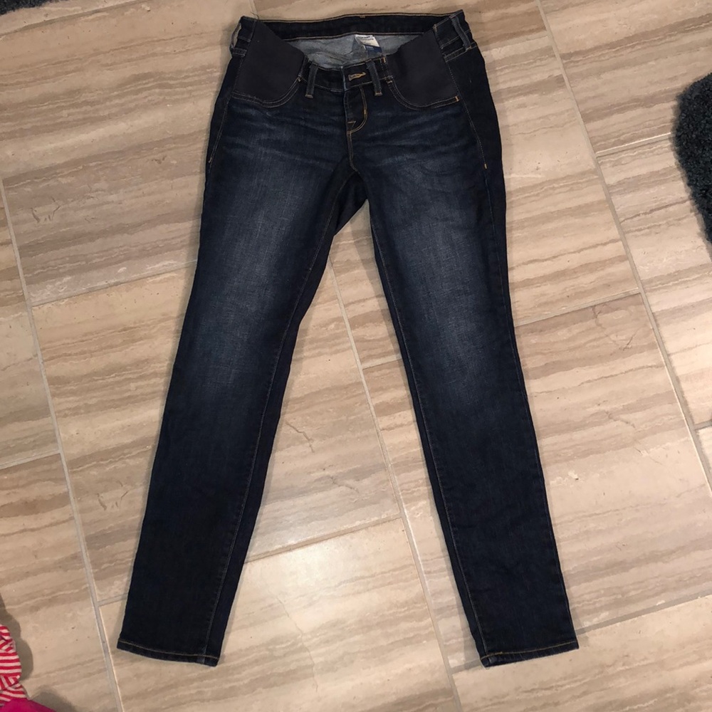 Old navy dark wash side panel maternity jeans